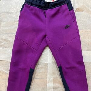 Nike Sportswear Tech Fleece Kids Joggers Size S $90